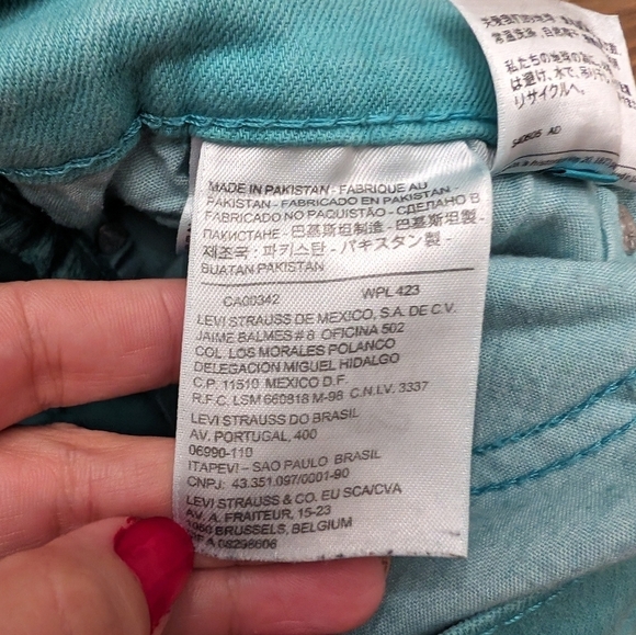 LEVI'S 524 Too Super low Distressed Jeans - Picture 12 of 14